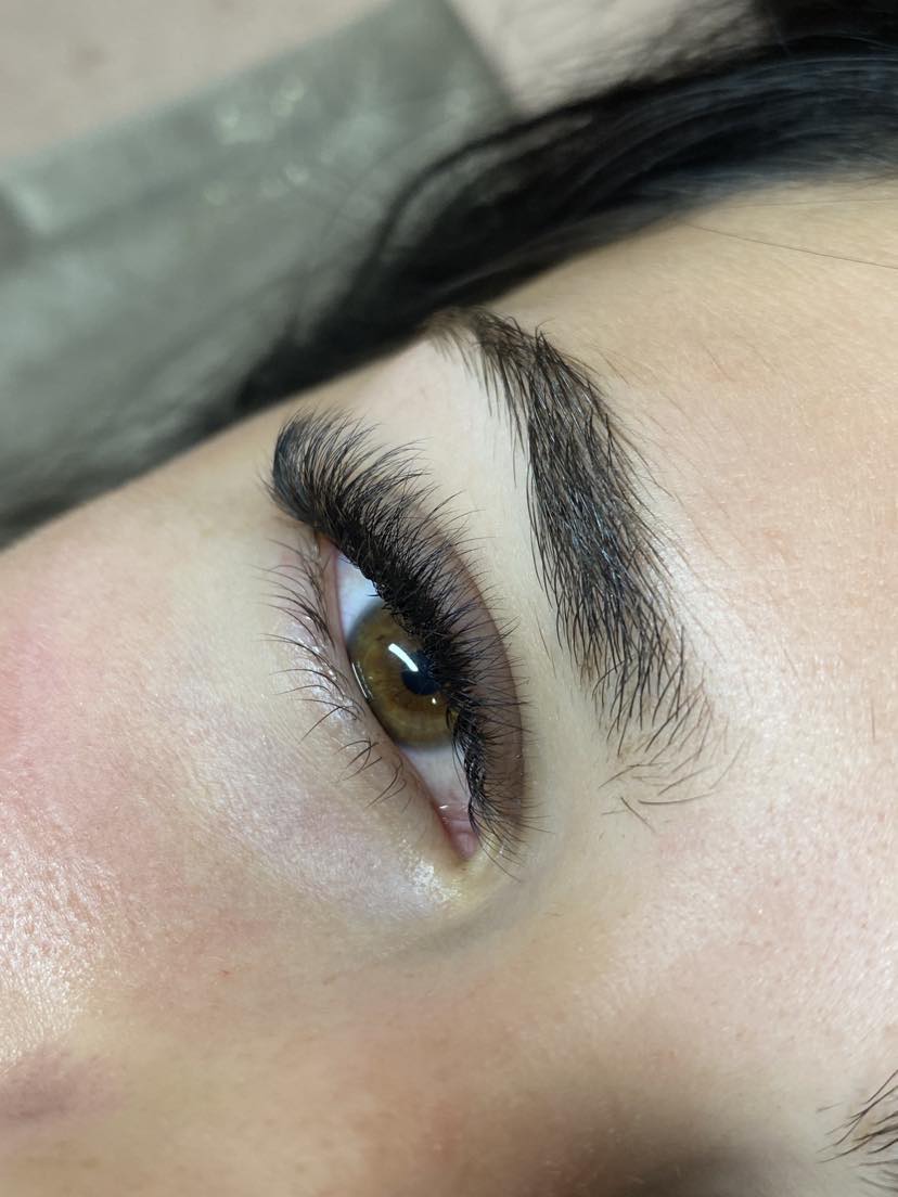 Extension de cils — Volume russe